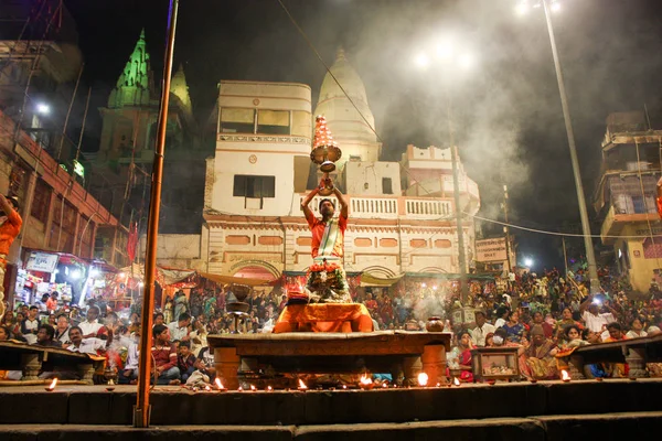 Varanasi Hindistan 7 Kasım 2018 Varanasi Dashashwamedh Ghat Ganga Aarti törende görünümünü