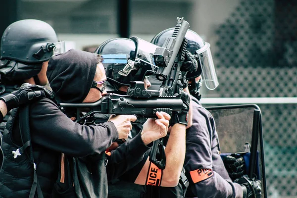 ⬇ Скачать Картинки Media Violence, Стоковые Фото Media Violence В.