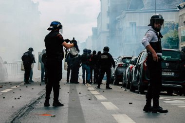 Fransa'da ayaklanma