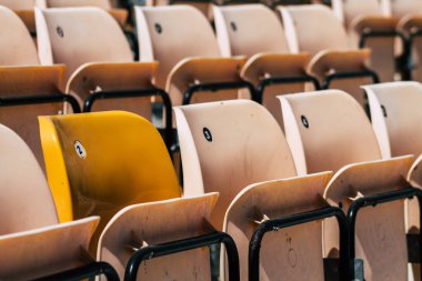 Kıbrıs Rum Kesimi 28 Mayıs 2020 'de Kıbrıs Rum Kesimi' nin Limasol kentinin göbeğindeki sahil caddesinde bulunan belediye dans merkezinin görüntüsü