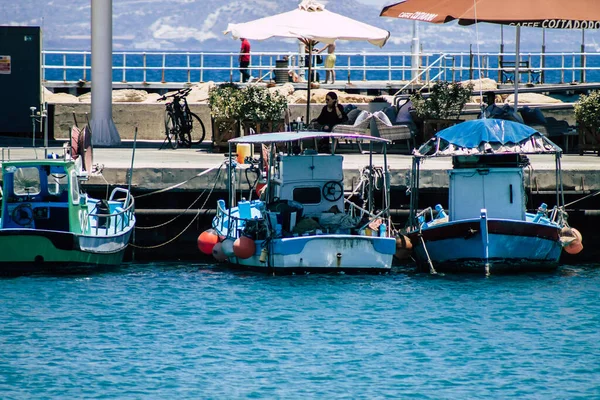 Limassolキプロス2020年5月30日キプロス島のLimassol港に係留されているボートの眺め — ストック写真