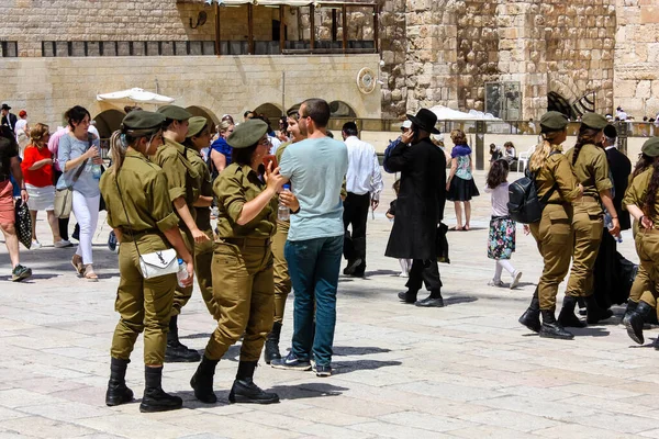 2017 Jerusalem Israel May 2018 View Israel Soldiers Standing Western — 스톡 사진