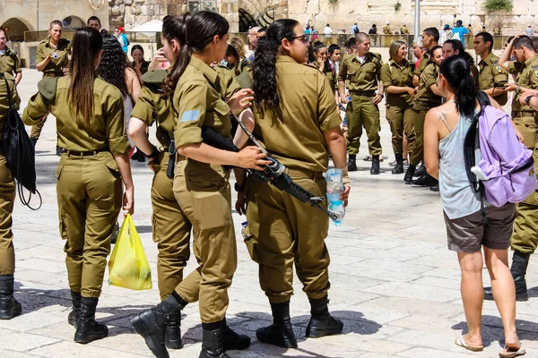 2017 Jerusalem Israel May 2018 View Israel Soldiers Walking Western — 스톡 사진