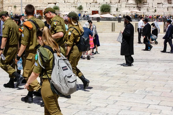 2017 Jerusalem Israel May 2018 View Israel Soldiers Walking Western — 스톡 사진