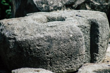 Limasol Kıbrıs Rum Kesimi 01 Haziran 2020, Kıbrıs Rum Kesimi 'nin Limasol kentinin tarihi merkezinde yer alan eski liman yakınlarındaki ortaçağ Limasol Kalesi' nin arkeolojik kalıntılarına bakınız.