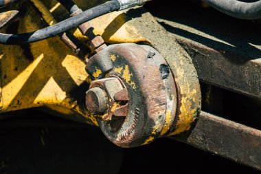 Limasol Kıbrıs 3 Haziran 2020 Limasol 'da bir inşaat sahasında park etmiş eski bir JCB buldozerinin görüntüsü