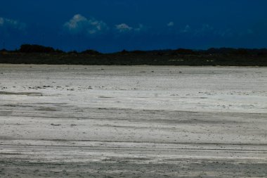 Kıbrıs Rum Kesimi, Kıbrıs Rum Kesimi 'nin en büyük iç su kütlesi olan Limasol Tuz Gölü' nün 3 Haziran 2020 tarihli görüntüsü