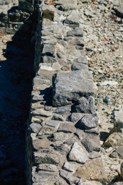 Kıbrıs Rum Kesimi 4 Haziran 2020 'de, Kıbrıs adasındaki Afrodit adasına adanmış büyük bir yer olan Amathous tapınağının arkeolojik kalıntılarına baktı