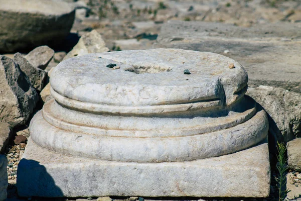 Kıbrıs Rum Kesimi 4 Haziran 2020 'de, Kıbrıs adasındaki Afrodit adasına adanmış büyük bir yer olan Amathous tapınağının arkeolojik kalıntılarına baktı