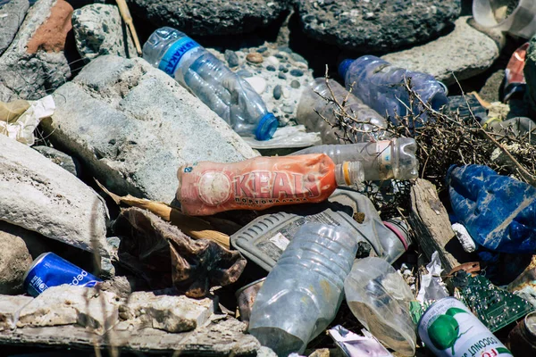 2020 리마솔 키프로스 리마솔 근처의한 해수욕장에서 플라스틱 폐기물의 오염에 — 스톡 사진