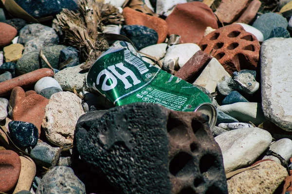 Limassol Chipre Junio 2020 Primer Plano Contaminación Residuos Metálicos Plásticos — Foto de Stock