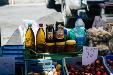 Kıbrıs Rum Kesimi 13 Haziran 2020 'de Kıbrıs adasındaki Limasol pazarında yerel ürünlerin kapatılması
