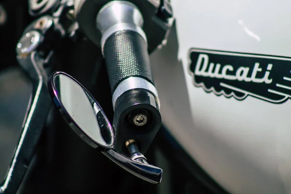 Limassol Chipre Junho 2020 Fecho Uma Motocicleta Ducati Monster Estacionada — Fotografia de Stock