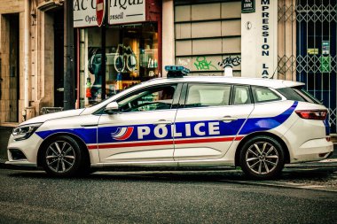Paris Fransa 13 Mayıs 2019 Paris sokaklarında polis arabası görüntüsü