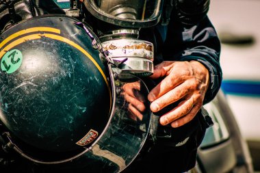 Fransız Ulusal Polisi 'nin özel çevik kuvvet ekipmanlarına yakın çekim