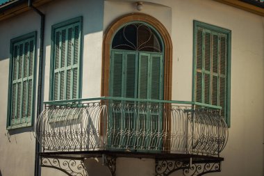 Lefkoşe Kıbrıs 04 Temmuz 2020 Kıbrıs Rum Kesimi 'nin başkenti Lefkoşe' de bulunan bir evin cephesine bakınız