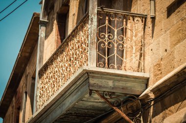 Lefkoşe Kıbrıs 04 Temmuz 2020 Kıbrıs Rum Kesimi 'nin başkenti Lefkoşe' de bulunan bir evin cephesine bakınız