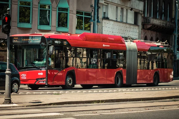 Budapeszt Węgry Lipca 2020 Widok Tradycyjnego Węgierskiego Czerwonego Trolejbusa Dla — Zdjęcie stockowe