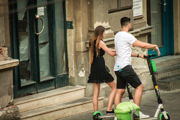 Будапешт Венгрия Июля 2020 Вид Неопознанных Людей Катающихся Электроскутерах Улицам — стоковое фото