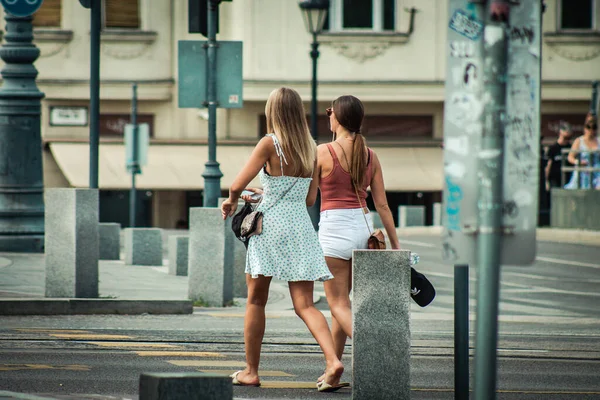 Budapest Hungary July 2020 Вид Неідентифікованих Пішоходів Які Гуляють Історичними — стокове фото