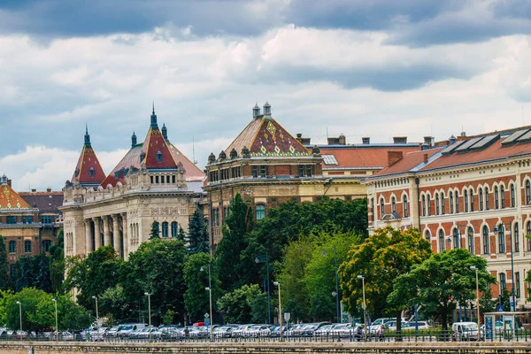 Budapest Hungary July 2020 Вид Фасад Історичної Будівлі Центрі Будапешта — стокове фото