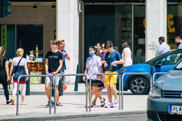 Budapest Hungary July 2020 View Unidentified Pedestrians Walking Historical Streets — Stock Photo, Image