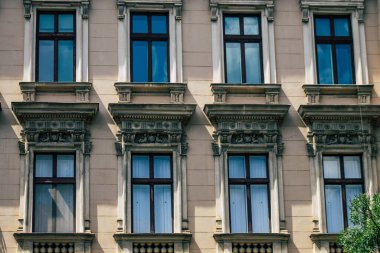 Budapeşte Macaristan 15 Temmuz 2020 Macaristan 'ın başkenti ve Macaristan' ın en kalabalık şehri olan Budapeşte 'nin şehir merkezindeki tarihi yapı manzarası