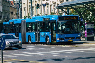 Budapeşte Macaristan 15 Temmuz 2020 Macar halk otobüsü, Macaristan 'ın başkenti Budapeşte' nin sokaklarında ve toplu taşıma sisteminin bir parçası olan yolculara yönelik.