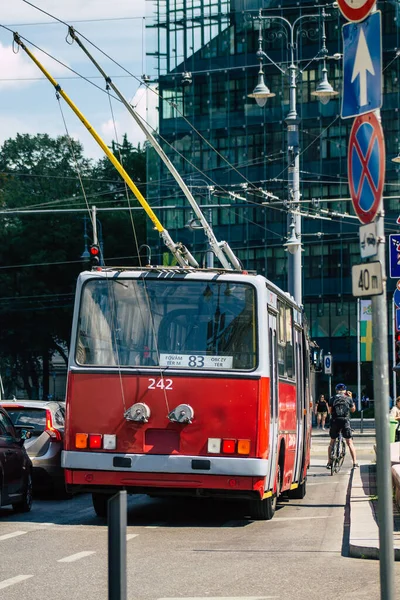 Budapeszt Węgry Lipca 2020 Widok Tradycyjnego Węgierskiego Czerwonego Trolejbusa Dla — Zdjęcie stockowe