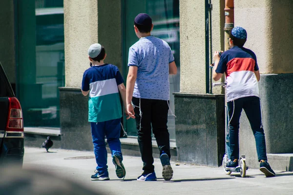 Budapest Hungary July 2020 View Unidentified Jewish Kids Walk Front — 스톡 사진