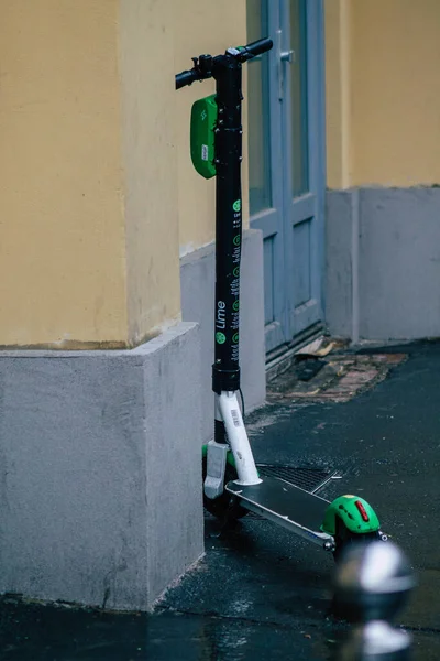 Boedapest Hongarije Juli 2020 Zicht Elektrische Scooters Huur Werkend Met — Stockfoto