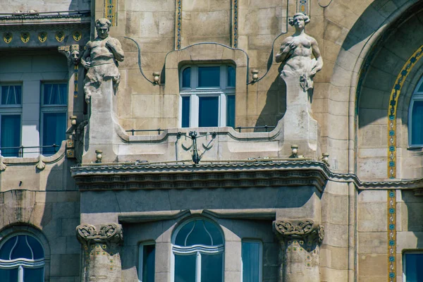 Budapest Ungarn Juli 2020 Blick Auf Die Fassade Eines Historischen — Stockfoto