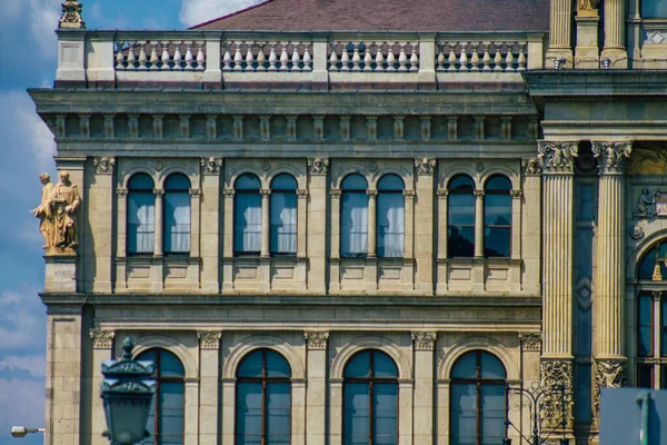 Budapeszt Węgry Lipca 2020 Widok Fasadę Zabytkowego Budynku Centrum Budapesztu — Zdjęcie stockowe