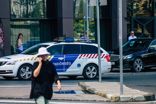 Budapest Hungary July 2020 Вид Традиційний Угорський Поліцейський Автомобіль Їде — стокове фото