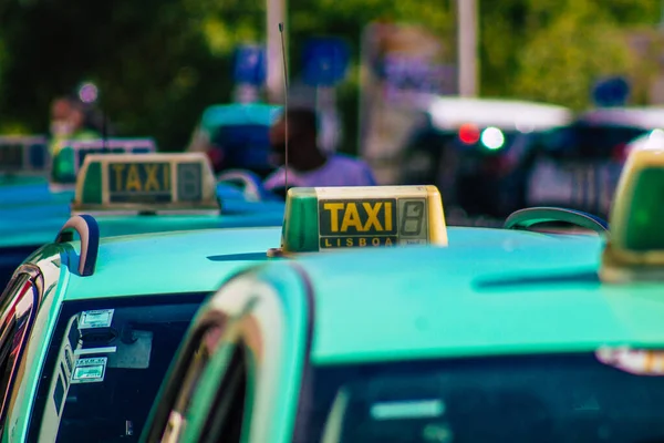 Lisboa Portugal Julio 2020 Vista Taxi Para Pasajeros Que Viajan —  Fotos de Stock