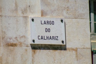 Lizbon Portekiz 26 Temmuz 2020 Bir cadde ya da yol görüntüsü bir caddeye verilen tanımlayıcı bir isim, genellikle onları Lizbon sokaklarında daha fazla teşhis etmek için adresin bir kısmını oluşturur
