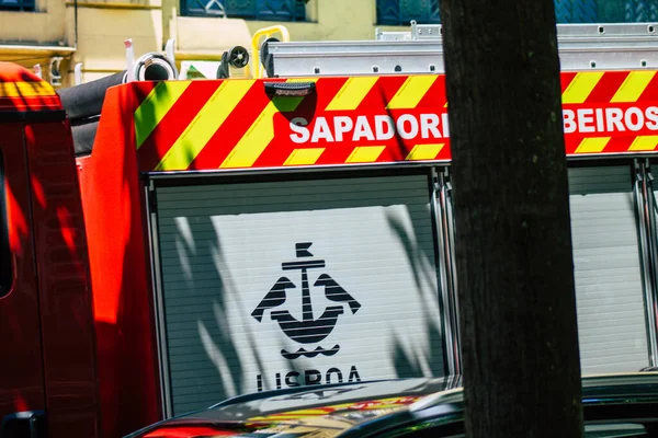 Lisbon Portugal July 2020 View Fire Engine Streets Lisbon Hilly — Stock Photo, Image