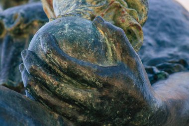 Lizbon Portekiz 27 Temmuz 2020 'de anıtın ve Portekiz' in kıyı başkenti Lizbon 'un önemli bir kavşağı olan Pombal Meydanı Markisi' ndeki heykelin kapatılması.