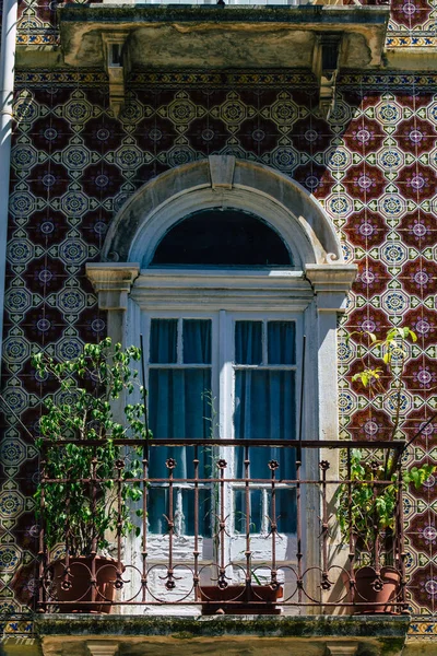 Lisboa Portugal Julio 2020 Vista Ventana Fachada Antiguos Edificios Históricos —  Fotos de Stock