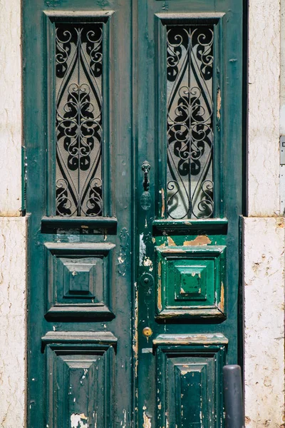 Λισαβόνα Πορτογαλία Ιούλιος 2020 Άποψη Μιας Πόρτας Στην Πρόσοψη Των — Φωτογραφία Αρχείου