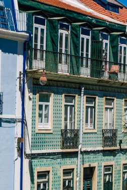 Lizbon 1 Ağustos 2020 Lizbon, Lizbon 'un şehir merkezindeki tarihi binaların klasik ön cephesi, tepe kıyı başkenti Portekiz ve Avrupa' nın en eski şehirlerinden biri.