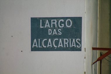 Lizbon 1 Ağustos 2020 Bir cadde ya da yola bakışı Bir sokağa verilen bir isim, genellikle onları Lizbon sokaklarında daha fazla tanımlamak için adresin bir kısmını oluşturur
