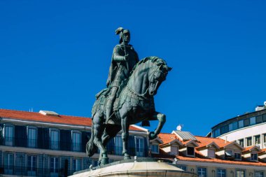 Lizbon 1 Ağustos 2020 tarihinde Portekiz 'in kıyı başkenti Lizbon' un önemli bir kavşağı olan Pombal Meydanı Markisi 'nde bulunan anıt ve heykel kapatıldı.