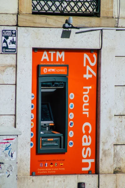 Lissabon Portugal August 2020 Blick Auf Einen Geldautomaten Den Straßen — Stockfoto