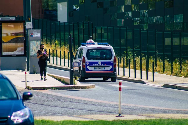 Reims Frankrike Augusti 2020 Visa Traditionell Fransk Polisbil Kör Genom — Stockfoto