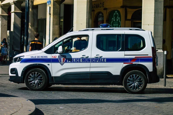 Reims France August 2020 Вид Традиційний Французький Поліцейський Автомобіль Їде — стокове фото