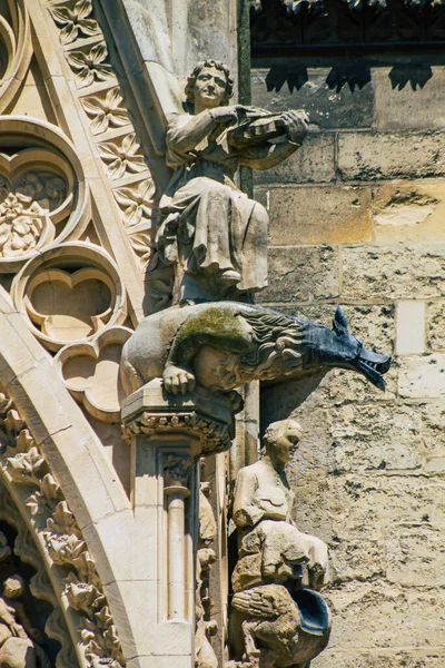 Reims Francie Srpna 2020 Pohled Vnější Fasádu Římskokatolické Katolické Katedrály — Stock fotografie