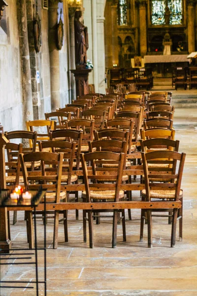 Reims 'deki Roma Katolik Aziz Jacques Kilisesi, Fransa' nın Grand Est bölgesinde yer alan ve Avrupa 'nın en eski şehirlerinden biridir.