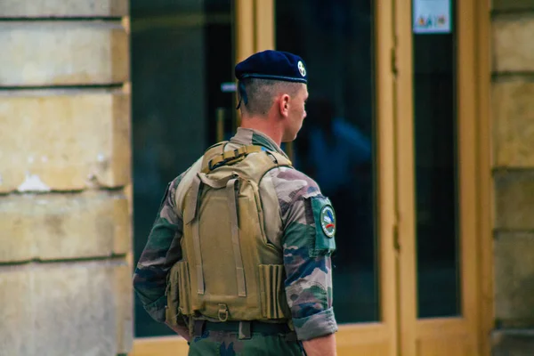 Reims França Agosto 2020 Vista Soldados Franceses Não Identificados Patrulhando — Fotografia de Stock