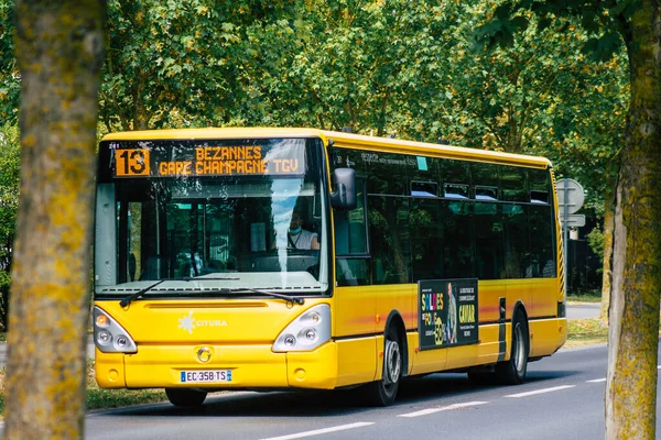 Reims França Agosto 2020 Vista Ônibus Urbano Tradicional Para Passageiros — Fotografia de Stock